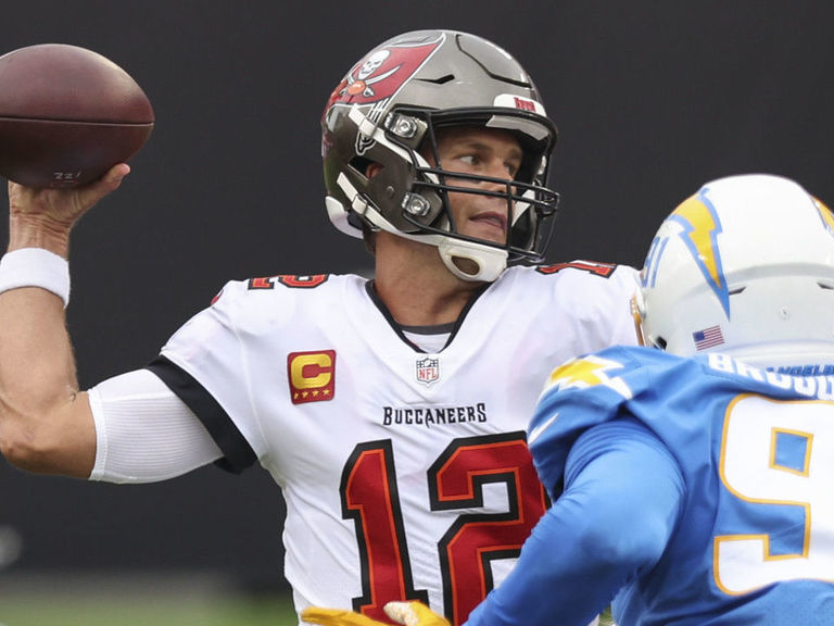 Tom Brady leads Tampa Bay Buccaneers to 38-31 win over LA Chargers