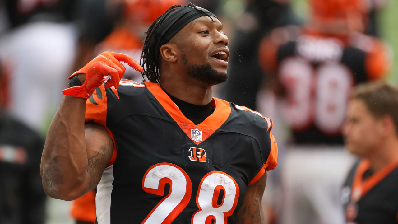 CINCINNATI, OH - OCTOBER 04: Cincinnati Bengals running back Joe Mixon (28) reacts on the bench after scoring a touchdown during the game against the Jacksonville Jaguars and the Cincinnati Bengals on October 4, 2020, at Paul Brown Stadium in Cincinnati, OH.