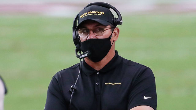 GLENDALE, AZ - SEPTEMBER 20: Washington Football Team head coach Ron Rivera looks on during the NFL football game between the Washington Football Team and the Arizona Cardinals on September 20, 2020 at State Farm Stadium in Glendale, Arizona.