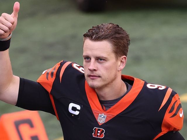 Quarterback Joe Burrow of the Cincinnati Bengals celebrates after News  Photo - Getty Images