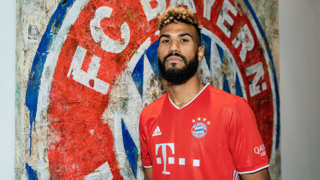 MUNICH, GERMANY - OCTOBER 05: Eric Maxim Choupo-Moting poses after he signed a contract with FC Bayern Muenchen at Saebener Strasse training ground on October 05, 2020 in Munich, Germany. The 31-year-old striker has been handed a contract until 30 June 2021.