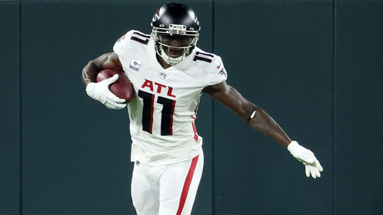 Julio Jones Misses 2nd Half Vs Packers With Hamstring Injury Thescore Com