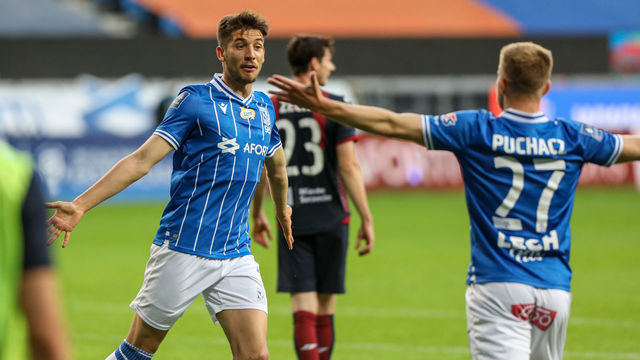 POZNAN, POLAND - JUNE 09: Jakub Moder of Lech celebrates scoring a goal during the PKO Ekstraklasa match between Lech Poznan and Pogon Szczecin at Municipal Stadium on June 9, 2020 in Poznan, Poland.