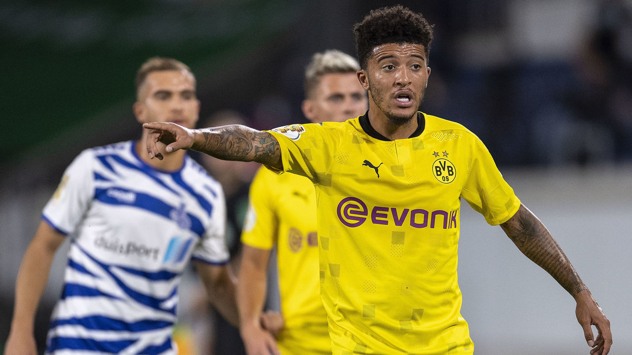 14 September 2020, North Rhine-Westphalia, Duisburg: Football: DFB Cup, MSV Duisburg - Borussia Dortmund, 1st round in the Schauinsland-Reisen-Arena. Dortmund's Jadon Sancho gestures. Photo: Marius Becker/dpa - IMPORTANT NOTE: In accordance with the regulations of the DFL Deutsche Fußball Liga and the DFB Deutscher Fußball-Bund, it is prohibited to exploit or have exploited in the stadium and/or from the game taken photographs in the form of sequence images and/or video-like photo series.