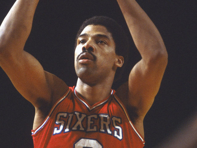 1985: Julius Erving #6 of the Philadelphia 76ers throws from the freethrow line during an away game for the 1985-1986 NBA season.