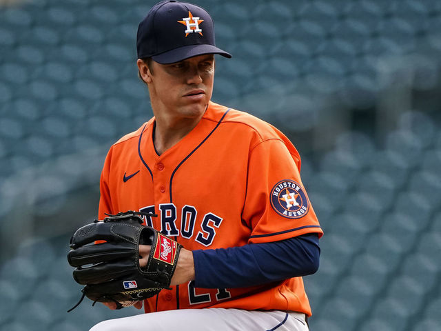 MINNEAPOLIS, MN - SEPTEMBER 29: Zack Greinke #21 of the Houston Astros pitches during game one of the Wild Card Series between the Minnesota Twins and Houston Astros on September 29, 2020 at Target Field in Minneapolis, Minnesota.