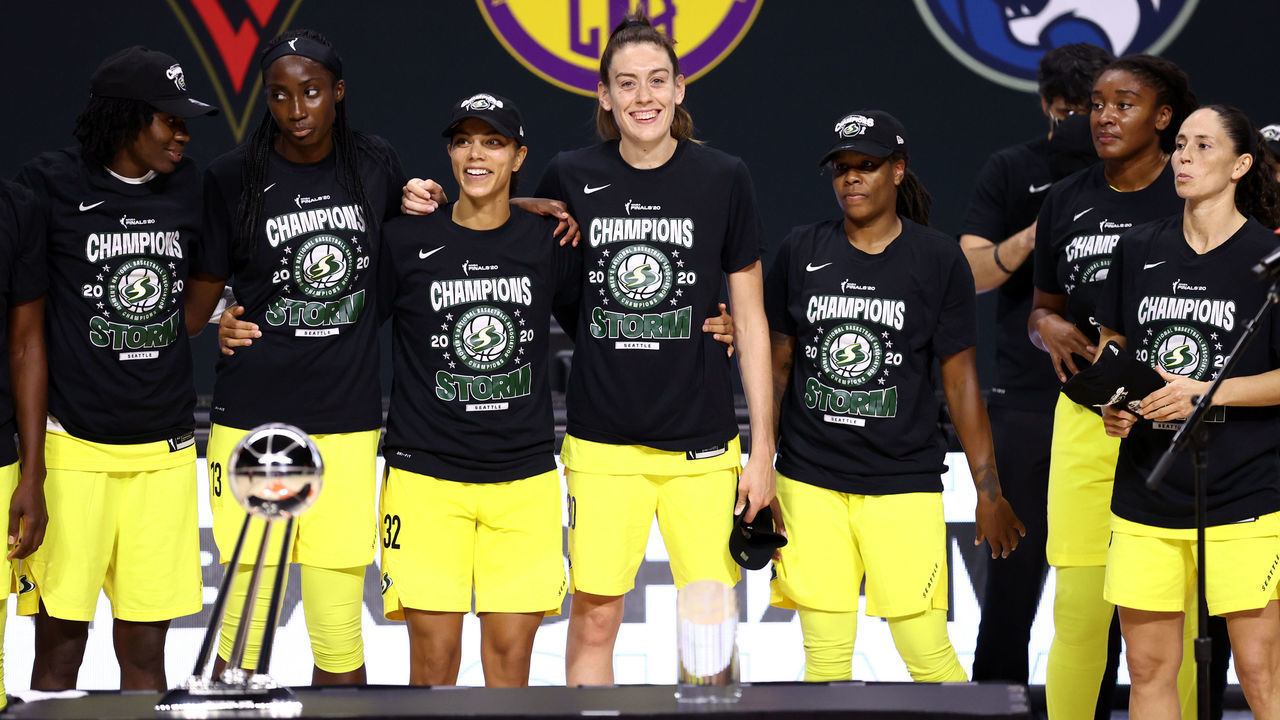 PALMETTO, FL - OCTOBER 6: The Seattle Storm receive the WNBA Championship Trophy after defeating the Las Vegas Aces and winning the 2020 WNBA Championship in Game Three of the WNBA Finals against the Las Vegas Aces on October 6, 2020 at Feld Entertainment Center in Palmetto, Florida. NOTE TO USER: User expressly acknowledges and agrees that, by downloading and/or using this Photograph, user is consenting to the terms and conditions of the Getty Images License Agreement. Mandatory Copyright Notice: Copyright 2020 NBAE