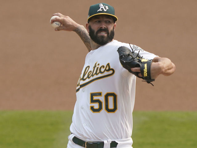 OAKLAND, CALIFORNIA - OCTOBER 01: Mike Fiers #50 of the Oakland Athletics pitches against the Chicago White Sox during the first inning of Game Three of the American League Wild Card Round at RingCentral Coliseum on October 01, 2020 in Oakland, California.