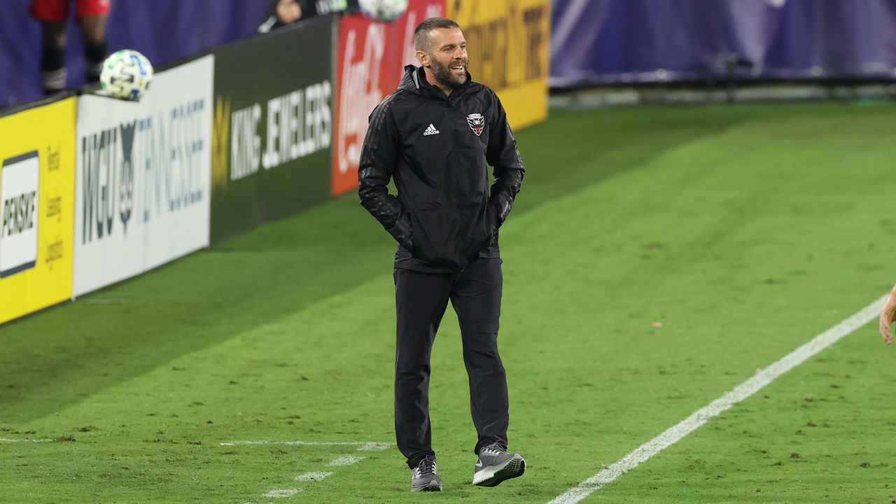 NASHVILLE, TN - SEPTEMBER 23: Head coach Ben Olsen of DC United argues a non-call with referee Tori Penso (not pictured) during a game between D.C. United and Nashville SC at Nissan Stadium on September 23, 2020 in Nashville, Tennessee..