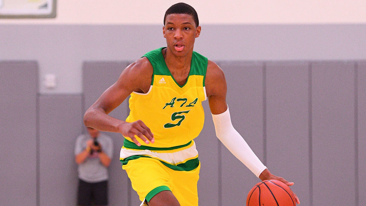 LADERA RANCH, CA - JULY 19: Atlanta Celtics forward Jabari Smith brings the ball up the court during the adidas Gauntlet Finale on July 19, 2018 at the Ladera Sports Center in Ladera Ranch, CA.