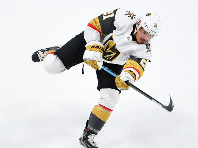 EDMONTON, ALBERTA - AUGUST 30: Nick Cousins #21 of the Vegas Golden Knights warms up before Game Four of the Western Conference Second Round of the 2020 NHL Stanley Cup Playoff between the Vegas Golden Knights and the Vancouver Canucks at Rogers Place on August 30, 2020 in Edmonton, Alberta.