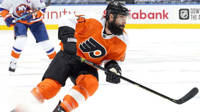 TORONTO, ONTARIO - SEPTEMBER 05: Nate Thompson #44 of the Philadelphia Flyers skates against the New York Islanders during the first period of Game Seven of the Eastern Conference Second Round of the 2020 NHL Stanley Cup Playoffs at Scotiabank Arena on September 05, 2020 in Toronto, Ontario.