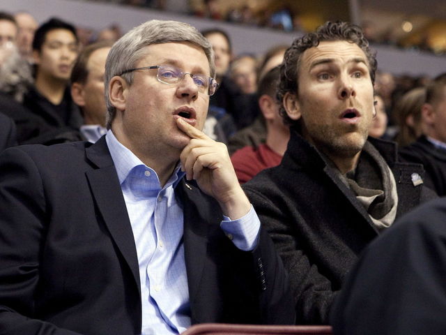 Report: Trevor Linden being considered to replace Mike Gillis as Canucks president