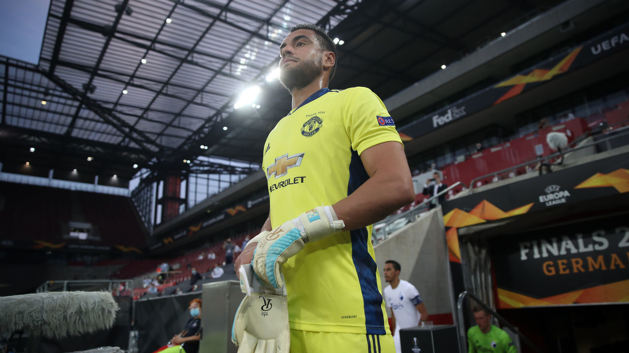 COLOGNE, GERMANY - AUGUST 10: In this handout image provided by UEFA Sergio Romero of Manchester United walks out to the pitch prior to the UEFA Europa League Quarter Final between Manchester United and FC Kobenhavn at RheinEnergieStadion on August 10, 2020 in Cologne, Germany.