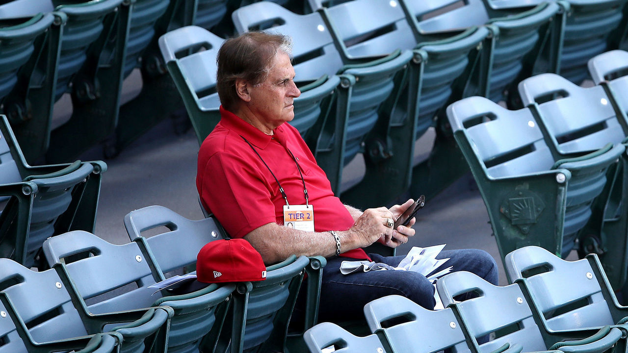 White Sox receive permission to interview Tony La Russa for