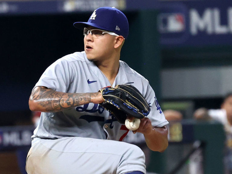 Urias' father gets tattoo celebrating Dodgers' World Series win