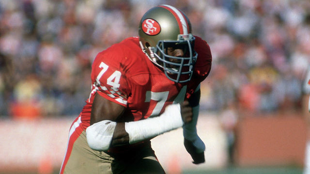 San Francisco defensive end Fred Dean (74) rushes from the right side. The 49ers defeated the Buccaneers 24-7 at Candlestick Park, San Francisco, CA on November 25, 1984. *** Local Caption ***