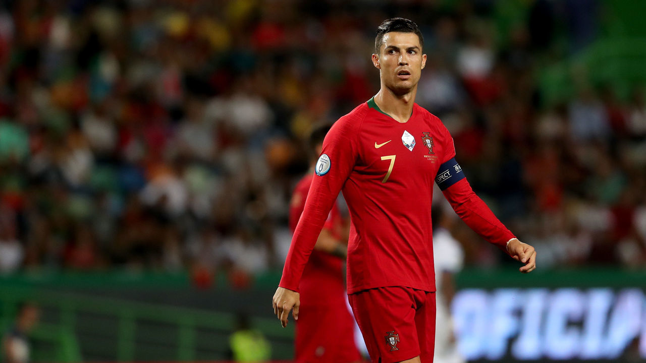 Portuguese soccer star Cristiano Ronaldo has tested positive for COVID-19, Portugals Football Federation said in a statement in Lisbon, Portugal, on October 13, 2020. The 35-year-old Juventus striker will miss Wednesdays UEFA Nations League game against Sweden but is well, has no symptoms and is in isolation, the federation said. (FILE PHOTO)