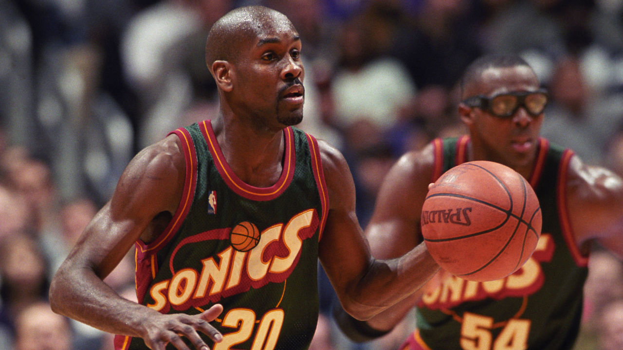 FILE: Gary Payton of the Seattle Supersonics dribbles the ball during a National Basketball Association game against the Los Angeles Lakers at the Staples Center in Los Angeles, CA.