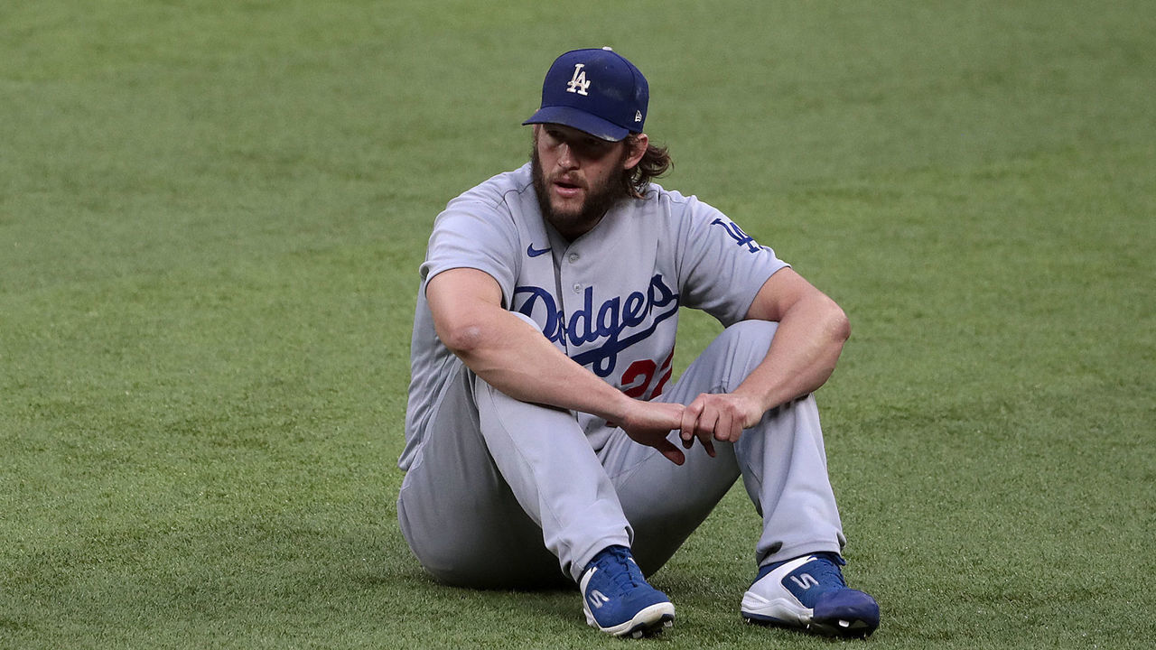 Arlington, Texas, Thursday, October 15, 2020. Clayton Kershaw stretches in the outfield before taking on the Braves in game four of the NLCS at Globe Life Field. (Robert Gauthier/ Los Angeles Times via Getty Images)