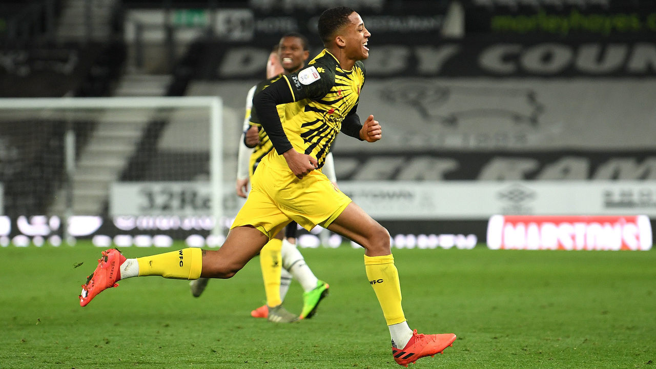 DERBY, ENGLAND - OCTOBER 16: Joao Pedro of Watford celebrates after scoring his sides first goal during the Sky Bet Championship match between Derby County and Watford at Pride Park Stadium on October 16, 2020 in Derby, England. Sporting stadiums around the UK remain under strict restrictions due to the Coronavirus Pandemic as Government social distancing laws prohibit fans inside venues resulting in games being played behind closed doors.