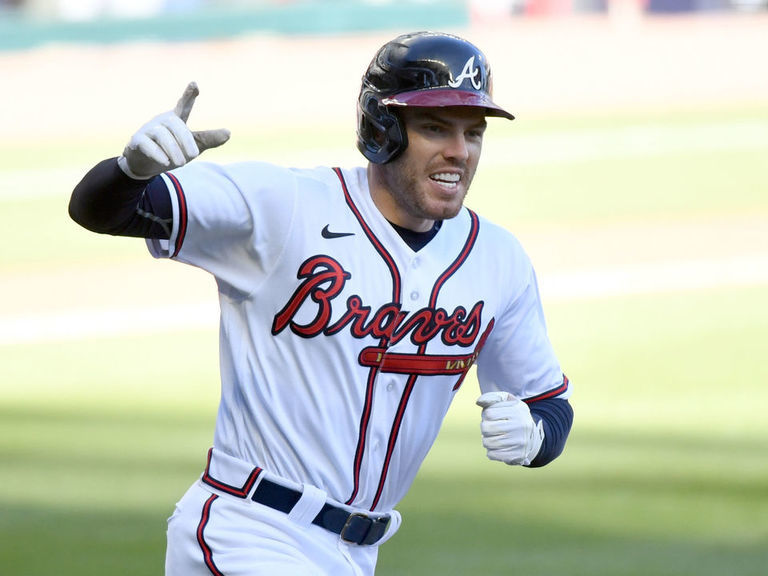 Atlanta Braves on X: .@FreddieFreeman5 is the winner of the 2020 NL Hank  Aaron Award! #MVFree