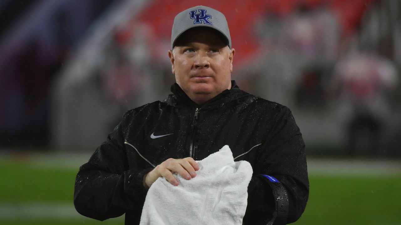 ATHENS, GA - OCTOBER 19: Kentucky Wildcats Head Coach Mark Stoops during the game between the Kentucky Wildcats and the Georgia Bulldogs on October 19, 2019, at Sanford Stadium in Athens, Ga.