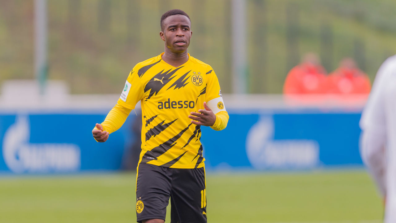 GELSENKIRCHEN, GERMANY - OCTOBER 18: (BILD ZEITUNG OUT) Youssoufa Moukoko of Borussia Dortmund looks on during the Junior Bundesliga West match between FC Schalke 04 U19 and Borussia Dortmund U19 on October 18, 2020 in Gelsenkirchen, Germany.