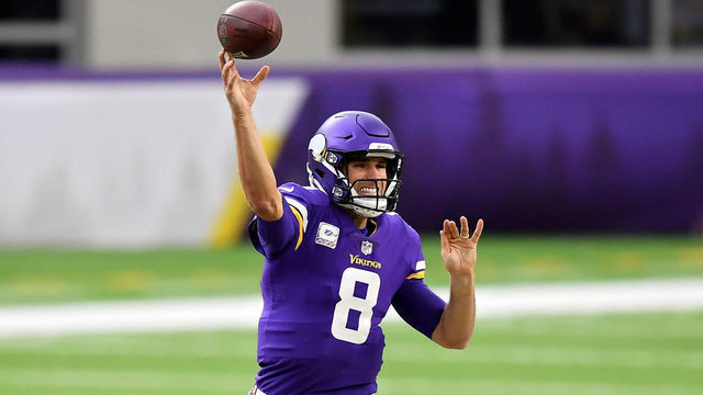MINNEAPOLIS, MINNESOTA - OCTOBER 18: Kirk Cousins #8 of the Minnesota Vikings throws a pass in the second quarter against the Atlanta Falcons at U.S. Bank Stadium on October 18, 2020 in Minneapolis, Minnesota.