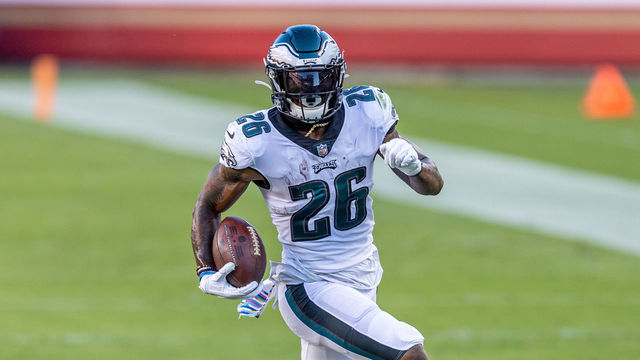 SANTA CLARA, CA - OCTOBER 04: Philadelphia Eagles Running Back Miles Sanders (26) runs downfield during the NFL football game between the Philadelphia Eagles and the San Francisco 49ers on October 4, 2020 at Levis Stadium in Santa Clara, CA.