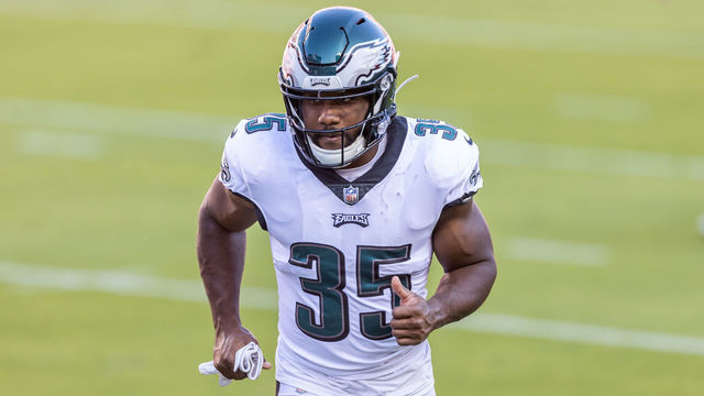 SANTA CLARA, CA - OCTOBER 04: Philadelphia Eagles Running Back Boston Scott (35) warms up before the NFL football game between the Philadelphia Eagles and the San Francisco 49ers on October 4, 2020 at Levis Stadium in Santa Clara, CA.