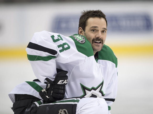 Devils add Fiddler on 1-year, $1.25M deal