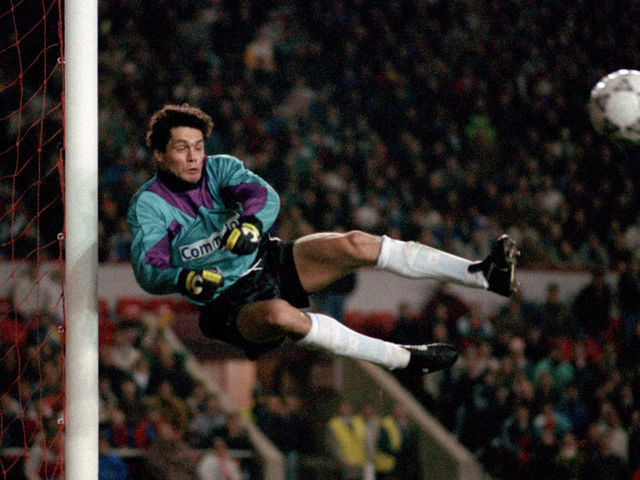 The accidental goalkeeper: French great Bruno Martini dies aged 58 |  theScore.com