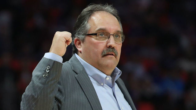 DETROIT, MI - APRIL 6: Detroit Pistons head basketball coach Stan Van Gundy shouts out instructions during the second quarter of the game against the Dallas Mavericks at Little Caesars Arena on April 6, 2018 in Detroit, Michigan. *** Local Caption *** Stan Van Gundy