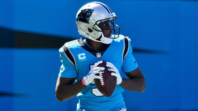 CHARLOTTE, NORTH CAROLINA - OCTOBER 18: Teddy Bridgewater #5 of the Carolina Panthers drops back to pass in the first quarter against the Chicago Bears at Bank of America Stadium on October 18, 2020 in Charlotte, North Carolina.