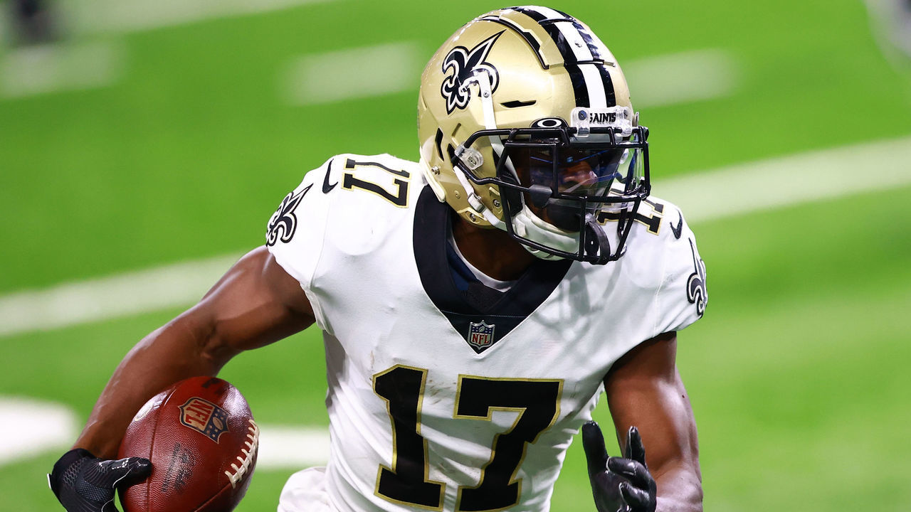 DETROIT, MI - OCTOBER 04: Emmanuel Sanders #17 of the New Orleans Saints makes a catch and runs the ball in the fourth quarter of the game against the Detroit Lions at Ford Field on October 4, 2020 in Detroit, Michigan.