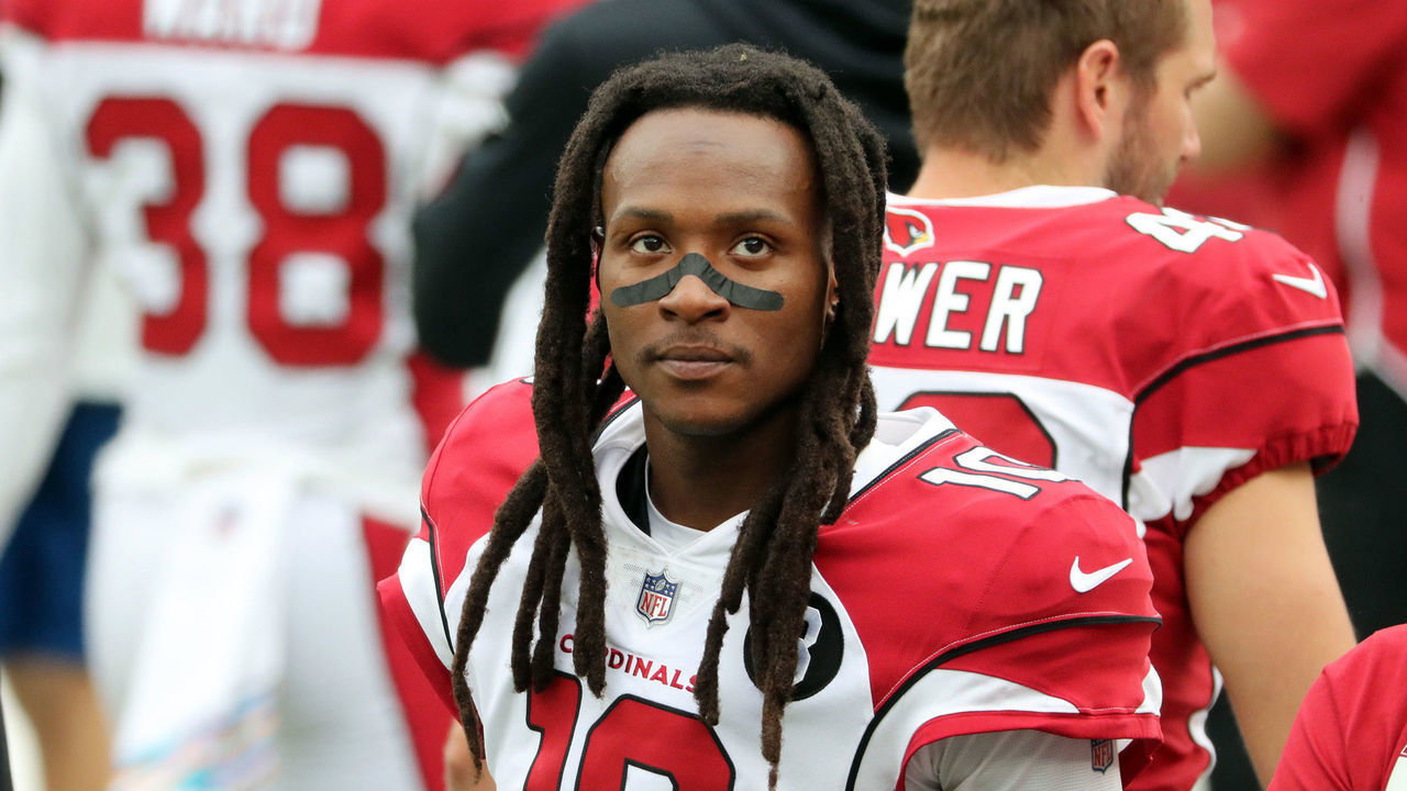 EAST RUTHERFORD, NEW JERSEY - OCTOBER 11: DeAndre Hopkins #10 of the Arizona Cardinals follows the action against the New York Jets at MetLife Stadium on October 11, 2020 in East Rutherford, New Jersey. Arizona Cardinals defeated the New York Jets 30-10.
