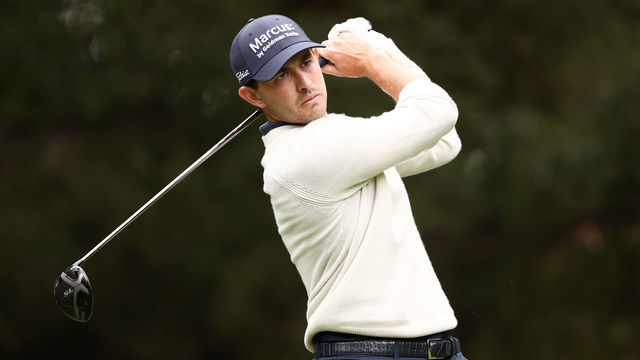THOUSAND OAKS, CALIFORNIA - OCTOBER 25: Patrick Cantlay of the United States plays his shot from the sixth tee during the final round of the Zozo Championship @ Sherwood on October 25, 2020 in Thousand Oaks, California.