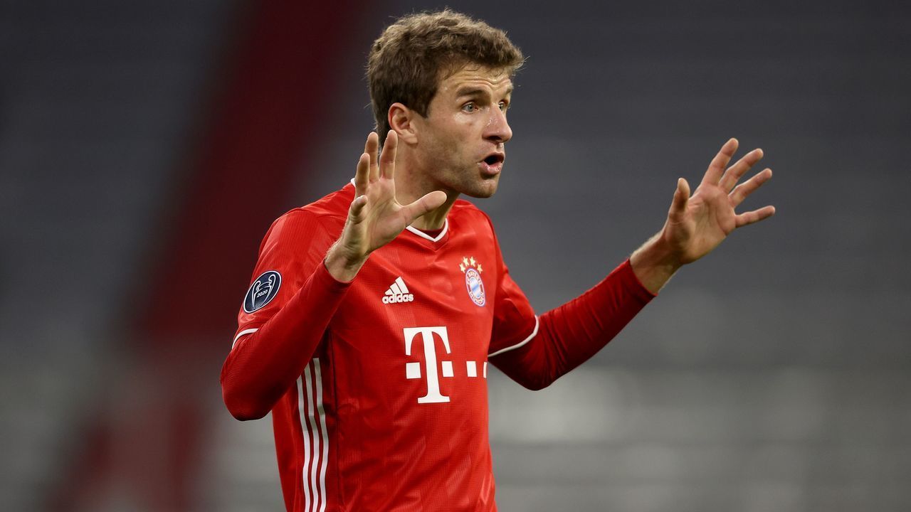 MUNICH, GERMANY - OCTOBER 21: Thomas Müller of FC Bayern München reacts during the UEFA Champions League Group A stage match between FC Bayern Muenchen and Atletico Madrid at Allianz Arena on October 21, 2020 in Munich, Germany.