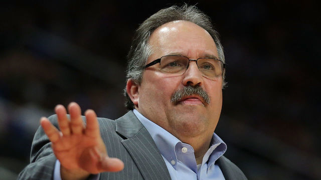 DETROIT, MI - APRIL 6: Detroit Pistons head basketball coach Stan Van Gundy shouts out instructions during the second quarter of the game against the Dallas Mavericks at Little Caesars Arena on April 6, 2018 in Detroit, Michigan. *** Local Caption *** Stan Van Gundy
