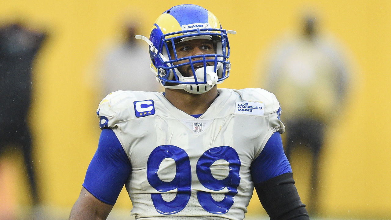 LANDOVER, MARYLAND - OCTOBER 11: Aaron Donald #99 of the Los Angeles Rams reacts after a play in the second half against the Washington Football Team at FedExField on October 11, 2020 in Landover, Maryland.