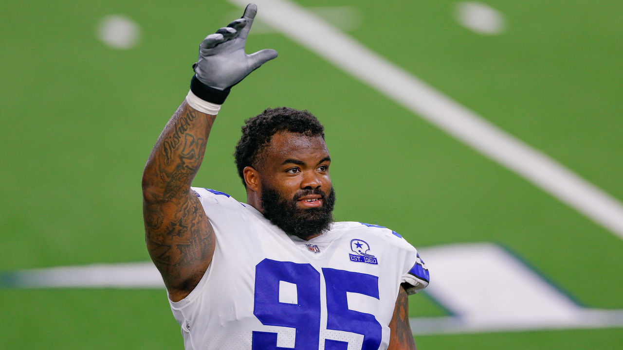 ARLINGTON, TX - OCTOBER 11: Dallas Cowboys Defensive Tackle Dontari Poe (95) waves to fans following the NFL game between the New York Giants and Dallas Cowboys on October 11, 2020 at AT&T Stadium in Arlington, TX.