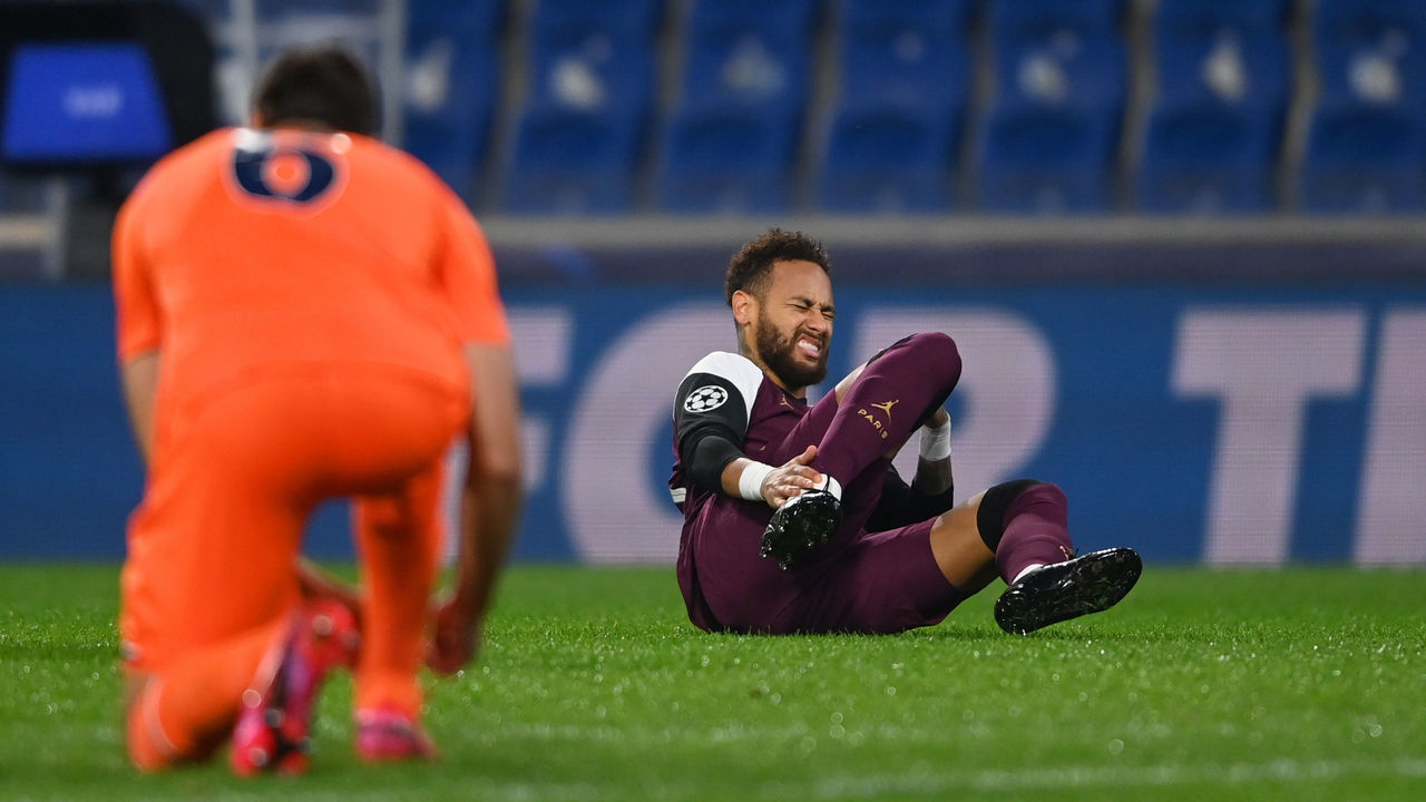 ISTANBUL, TURKEY - OCTOBER 28: Neymar of Paris Saint-Germain goes down injured during the UEFA Champions League Group H stage match between Istanbul Basaksehir and Paris Saint-Germain at Basaksehir Fatih Terim Stadyumu on October 28, 2020 in Istanbul, Turkey. Sporting stadiums around Turkey remain under strict restrictions due to the Coronavirus Pandemic as Government social distancing laws prohibit fans inside venues resulting in games being played behind closed doors.