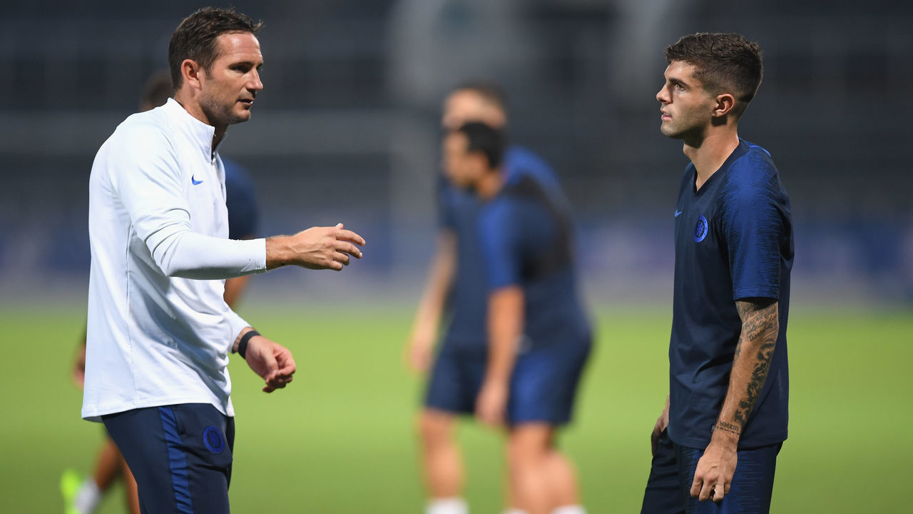 YOKOHAMA, JAPAN - JULY 16: Frank Lampard. And Christian Pulisic of Chelsea during a training session at Mitsuzawa Football Stadium on July 16, 2019 in Yokohama, Japan.