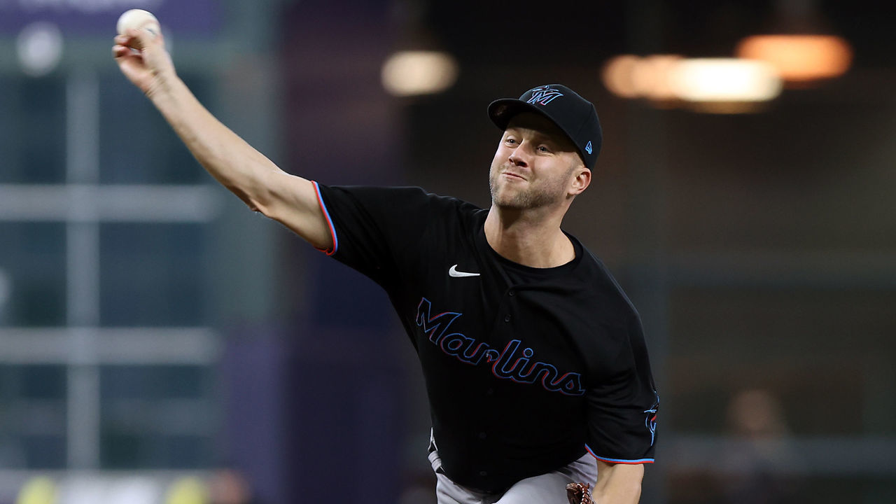 HOUSTON, TX - OCTOBER 07: Brandon Kintzler #27 of the Miami Marlins pitches during Game 2 of the NLDS between the Atlanta Braves and the Miami Marlins at Minute Maid Park on Wednesday, October 7, 2020 in Houston, Texas.