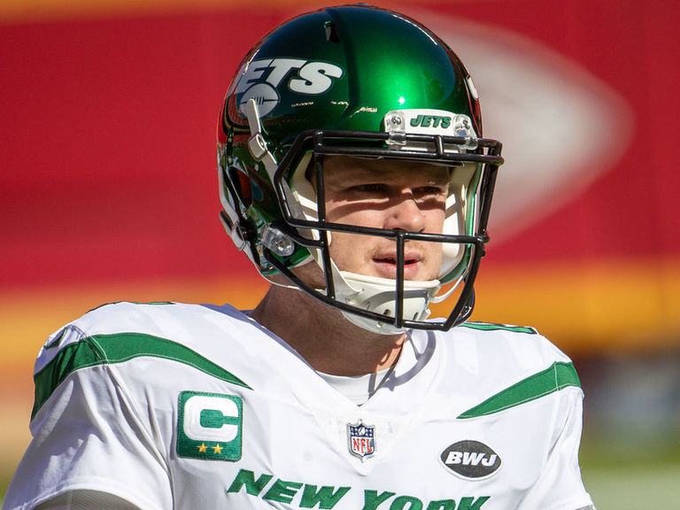 Jets GM Darnold is 'our quarterback for the future'