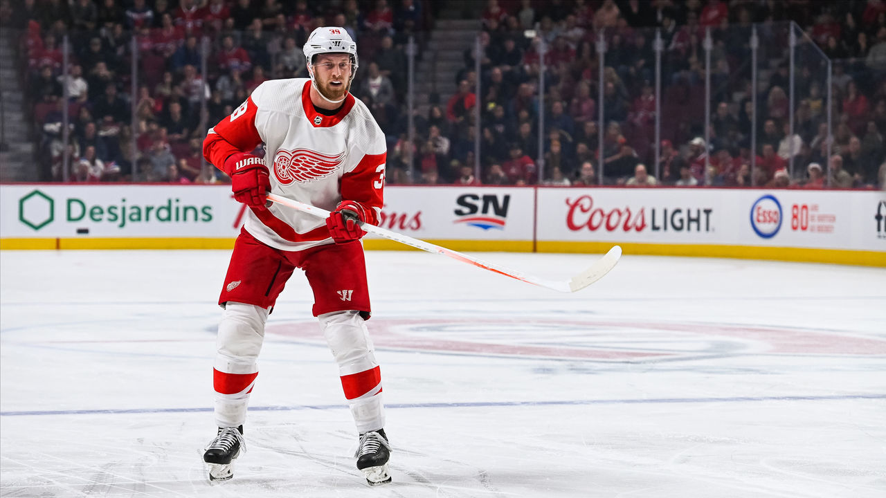 MONTREAL, QC - DECEMBER 14: Detroit Red Wings right wing Anthony Mantha (39) passes the puck during the Detroit Red Wings versus the Montreal Canadiens game on December 14, 2019, at Bell Centre in Montreal, QC