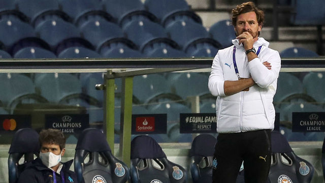 Marseille's Portuguese coach Andre Villas Boas looks on during the UEFA Champions League group C football match between FC Porto and Olympique Marseille at the Dragao stadium in Porto, on November 3, 2020.