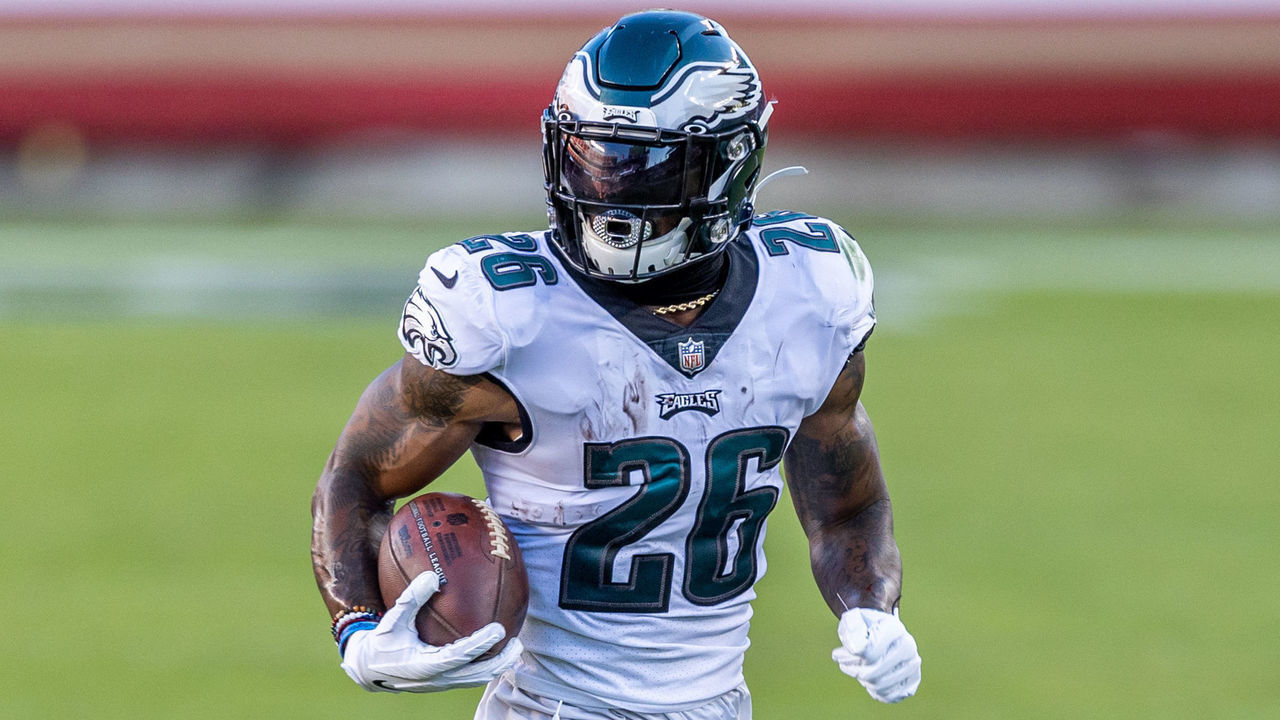 SANTA CLARA, CA - OCTOBER 04: Philadelphia Eagles Running Back Miles Sanders (26) runs downfield during the NFL football game between the Philadelphia Eagles and the San Francisco 49ers on October 4, 2020 at Levis Stadium in Santa Clara, CA.