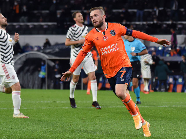 ISTANBUL, TURKEY - NOVEMBER 04: Edin Visca of Istanbul Basaksehir celebrates after scoring his team's second goal during the UEFA Champions League Group H stage match between Istanbul Basaksehir and Manchester United at Basaksehir Fatih Terim Stadyumu on November 04, 2020 in Istanbul, Turkey. Sporting stadiums around Turkey remain under strict restrictions due to the Coronavirus Pandemic as Government social distancing laws prohibit fans inside venues resulting in games being played behind closed doors.